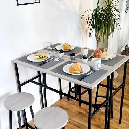The World, Stilvolles Apartment, Stadtzentral, Parking Free, Late Check In Magdeburg Exterior foto